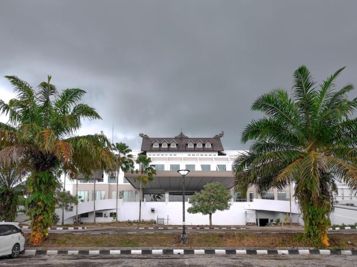 Horison Ultima Bandara Balikpapan 호텔 Sepinggang Kecil 외부 사진